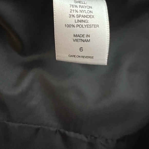 New York & Company EUC Blazer wine color size 6 - Picture 5 of 7